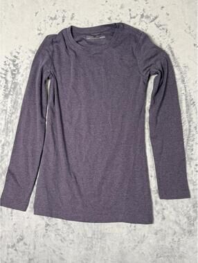 Eddie Bauer woman’s Long Sleeve T Shirt Size. S  Casual outdoor